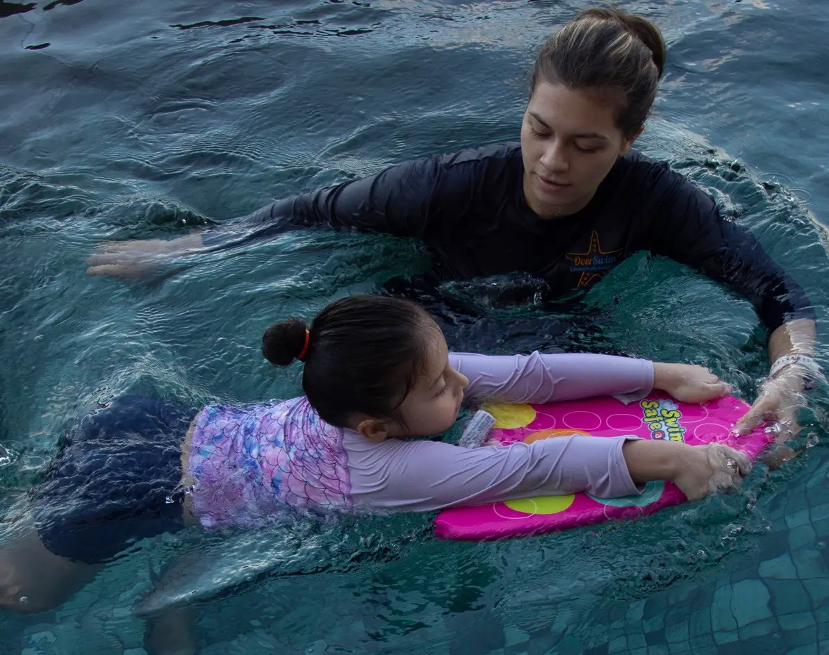 Natación para niños y adolescentes